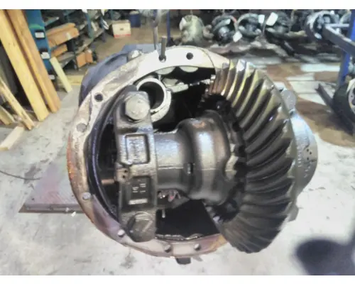 EATON-SPICER D40155R264 DIFFERENTIAL ASSEMBLY FRONT REAR