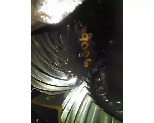 EATON-SPICER D40155R264 DIFFERENTIAL ASSEMBLY FRONT REAR