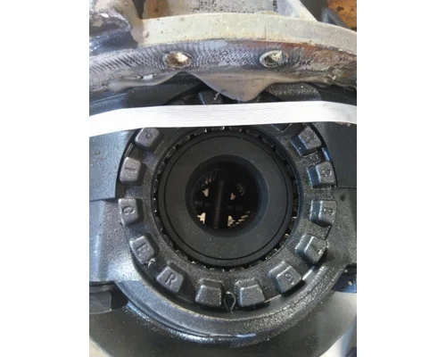 EATON-SPICER D40155R264 DIFFERENTIAL ASSEMBLY FRONT REAR