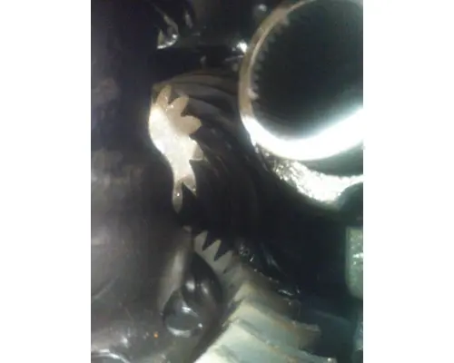 EATON-SPICER D40155R264 DIFFERENTIAL ASSEMBLY FRONT REAR