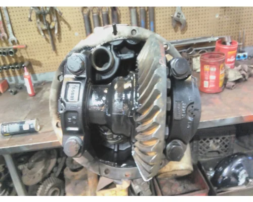 EATON-SPICER D40155R264 DIFFERENTIAL ASSEMBLY FRONT REAR