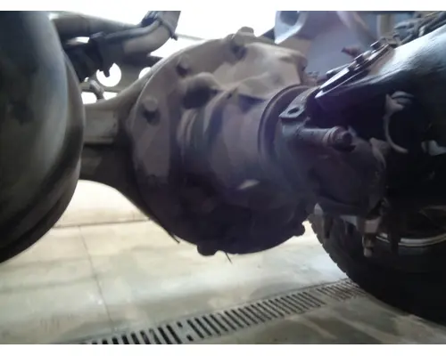 EATON-SPICER D40155R264 MATCHED SET REARS