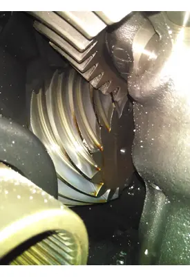 EATON-SPICER D40155R279 DIFFERENTIAL ASSEMBLY FRONT REAR