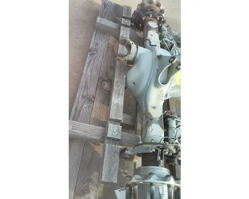 EATON-SPICER D40155 AXLE HOUSING, REAR (FRONT)
