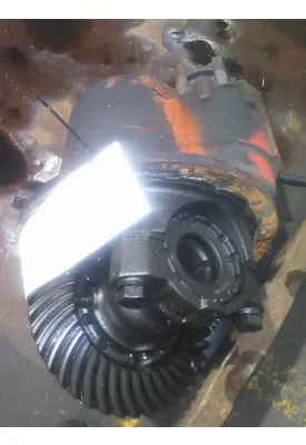 EATON-SPICER D40156R323 DIFFERENTIAL ASSEMBLY FRONT REAR