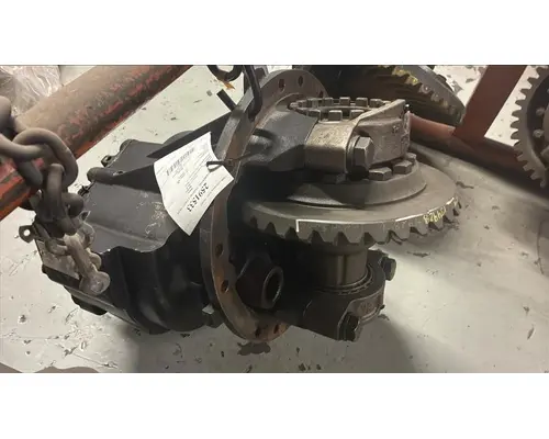 EATON-SPICER D40156R336 DIFFERENTIAL ASSEMBLY FRONT REAR