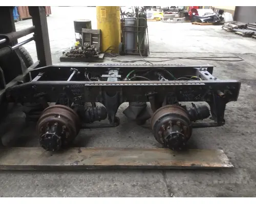 EATON-SPICER D40156R336 MATCHED SET REARS