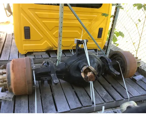 EATON-SPICER D46170DP AXLE HOUSING, REAR (FRONT)