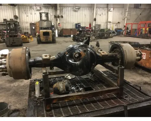 EATON-SPICER D46170DP AXLE HOUSING, REAR (FRONT)