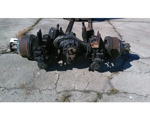 EATON-SPICER D46170D AXLE ASSEMBLY, REAR (FRONT)