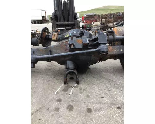 EATON-SPICER D46170D AXLE HOUSING, REAR (FRONT)