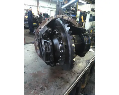 EATON-SPICER D46170PR391 DIFFERENTIAL ASSEMBLY FRONT REAR
