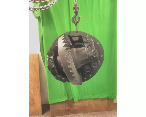 EATON-SPICER D46170R557 DIFFERENTIAL ASSEMBLY FRONT REAR