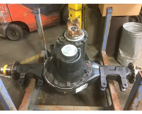 EATON-SPICER D46170 AXLE ASSEMBLY, REAR (FRONT)