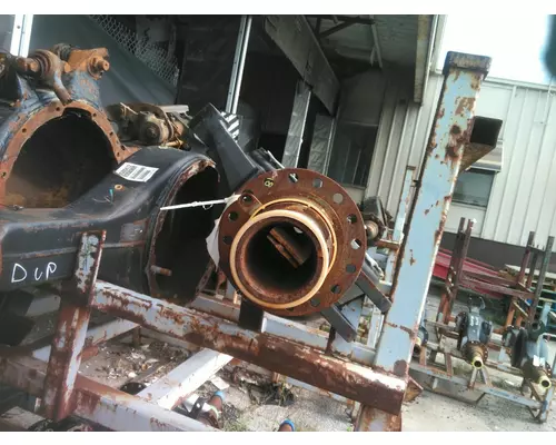 EATON-SPICER D46170 AXLE HOUSING, REAR (FRONT)