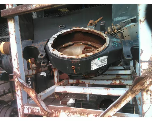 EATON-SPICER D46170 AXLE HOUSING, REAR (FRONT)