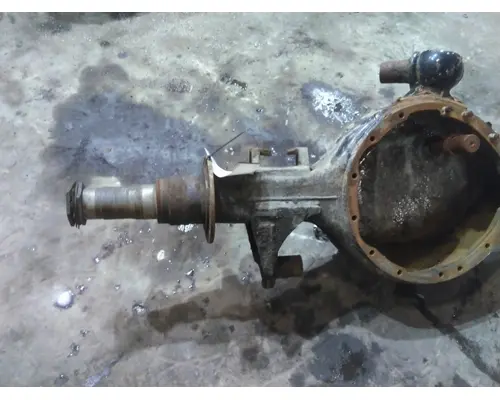 EATON-SPICER D46170 AXLE HOUSING, REAR (FRONT)