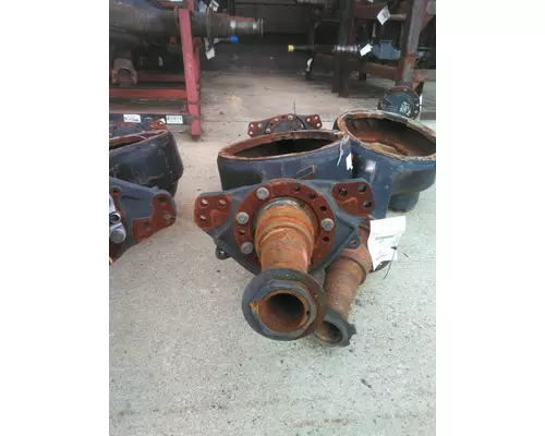 EATON-SPICER D46170 AXLE HOUSING, REAR (FRONT)