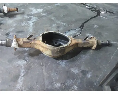 EATON-SPICER D46170 AXLE HOUSING, REAR (FRONT)