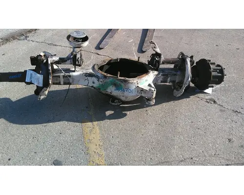 EATON-SPICER D46170 AXLE HOUSING, REAR (FRONT)