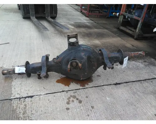 EATON-SPICER D46170 AXLE HOUSING, REAR (FRONT)