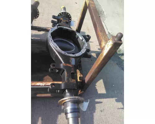 EATON-SPICER D46170 AXLE HOUSING, REAR (FRONT)