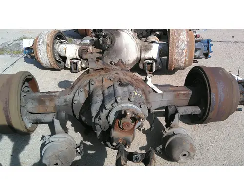 EATON-SPICER D46170 AXLE HOUSING, REAR (FRONT)