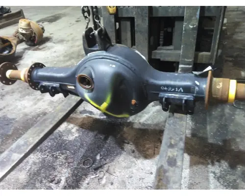 EATON-SPICER D52190 AXLE HOUSING, REAR (FRONT)