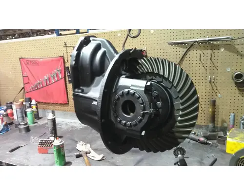 EATON-SPICER DS381R390 DIFFERENTIAL ASSEMBLY FRONT REAR