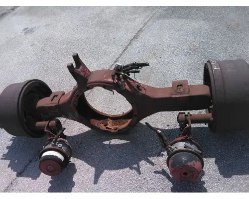 EATON-SPICER DS381 AXLE HOUSING, REAR (FRONT)
