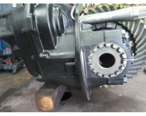 EATON-SPICER DS402R390 DIFFERENTIAL ASSEMBLY FRONT REAR