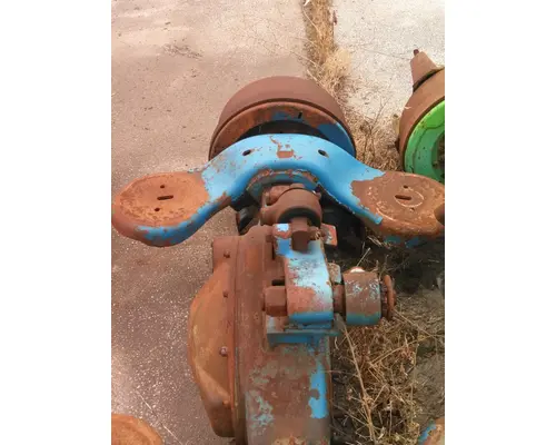EATON-SPICER DS402 AXLE HOUSING, REAR (FRONT)