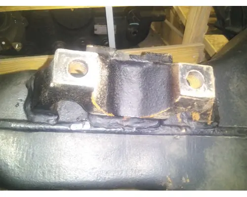 EATON-SPICER DS402 AXLE HOUSING, REAR (FRONT)