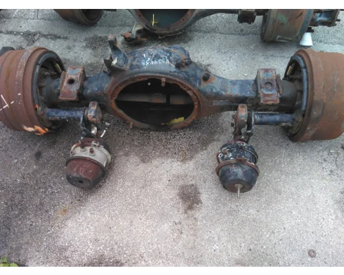 EATON-SPICER DS402 AXLE HOUSING, REAR (FRONT)