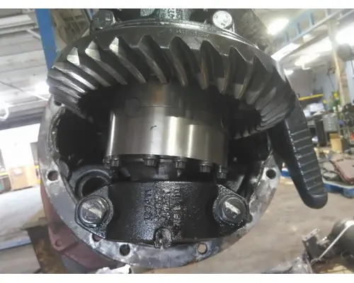 EATON-SPICER DS404R264 DIFFERENTIAL ASSEMBLY FRONT REAR