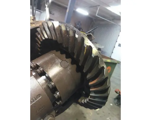 EATON-SPICER DS404R308 DIFFERENTIAL ASSEMBLY FRONT REAR