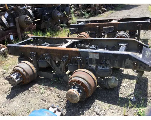 EATON-SPICER DS404R370 MATCHED SET REARS