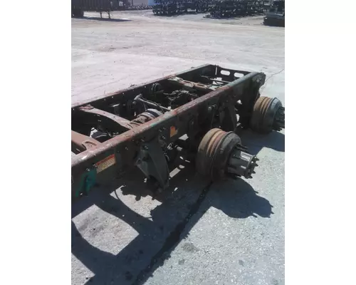 EATON-SPICER DS404RTBD CUTOFF - TANDEM AXLE