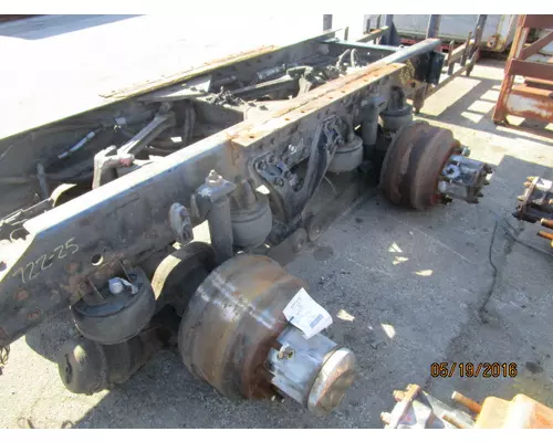 EATON-SPICER DS404RTBD CUTOFF - TANDEM AXLE