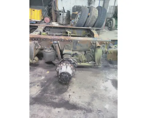 EATON-SPICER DS404 AXLE HOUSING, REAR (FRONT)