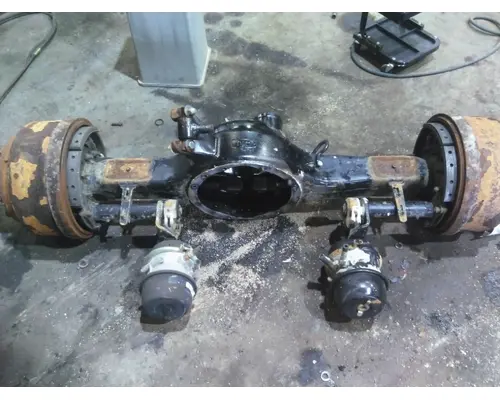 EATON-SPICER DS404 AXLE HOUSING, REAR (FRONT)