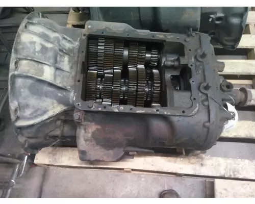 EATON-SPICER DS404 RING GEAR AND PINION