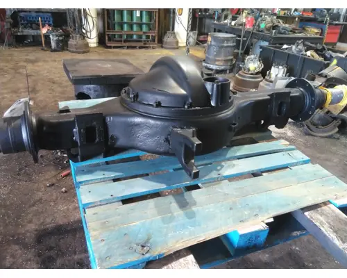 EATON-SPICER DS461 AXLE HOUSING, REAR (FRONT)