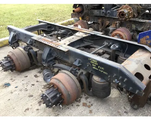 EATON-SPICER DSP40R325 MATCHED SET REARS