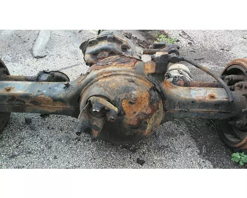 EATON-SPICER DSP40 AXLE ASSEMBLY, REAR (FRONT)