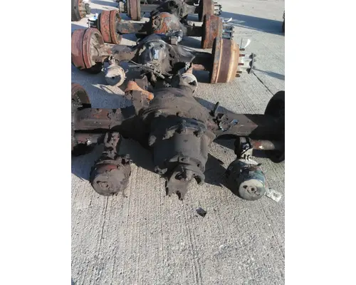 EATON-SPICER DSP40 AXLE ASSEMBLY, REAR (FRONT)