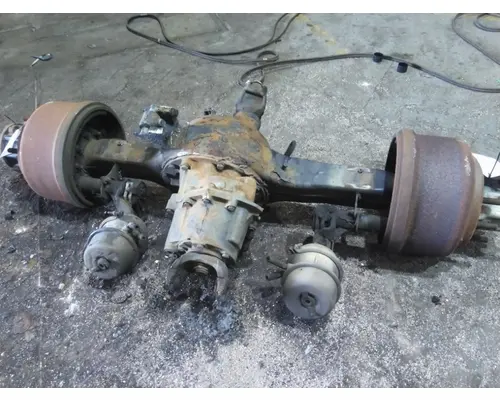 EATON-SPICER DSP40 AXLE ASSEMBLY, REAR (FRONT)