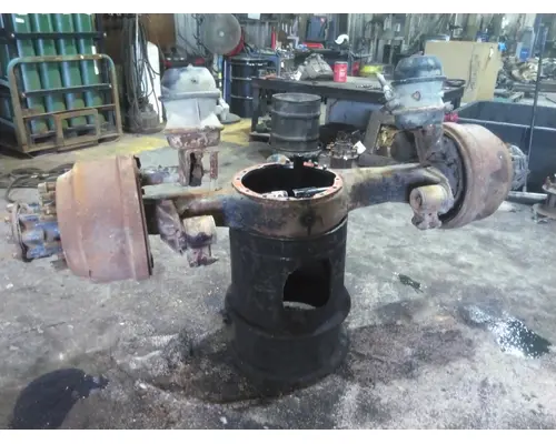 EATON-SPICER DSP40 AXLE HOUSING, REAR (FRONT)