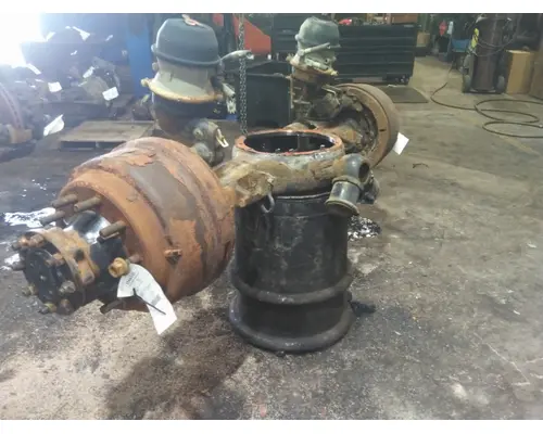 EATON-SPICER DSP40 AXLE HOUSING, REAR (FRONT)