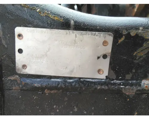 EATON-SPICER DSP40 AXLE HOUSING, REAR (FRONT)